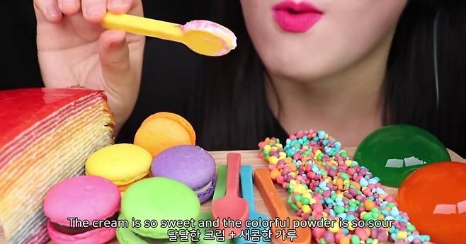 [유튜브 채널 'Jane ASMR 제인' 화면 캡처]