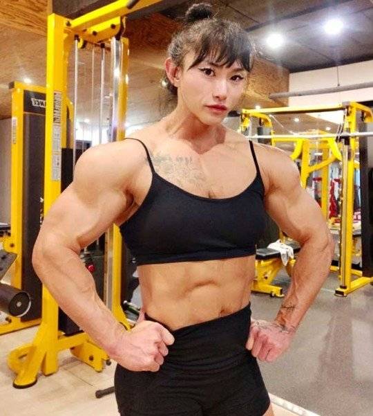 넷플릭스 예능 ‘피지컬: 100’에 출연한 보디빌더 춘리. 춘리 인스타그램