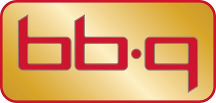 Chicken franchise Genesis BBQ raises the salary for this year‘s first-year recruits by 33.5 percent to 45.4 million won ($36,200). [BBQ]