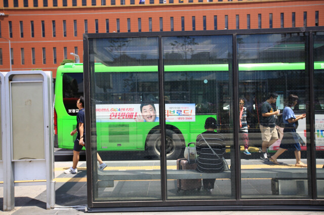 서울 시내버스의 모습. <한겨레> 자료사진
