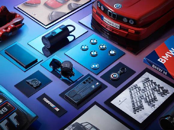 SK텔레콤 갤럭시S23 울트라 BMW M 에디션 패키지 이미지. [사진=SKT]