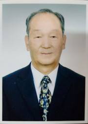 이문우 전 원주 학성중 교장