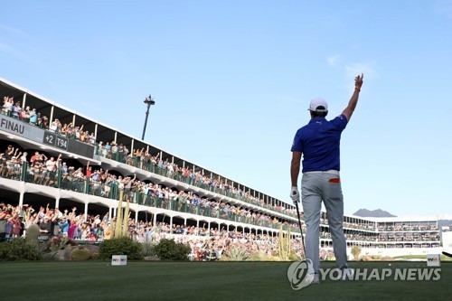 피닉스오픈 대회장 16번 홀 전경.
[AFP=연합뉴스]