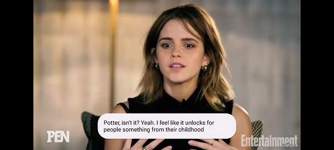 라이브캡션 기능을 활성화한 후 영어 영상을 재생한 장면. [김우현 기자]