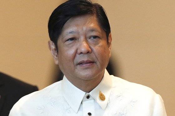 9일 기시다 후미오 일본 총리와 정상회담을 갖는 페르디난드 마르코스 주니어 필리핀 대통령. AP=연합뉴스