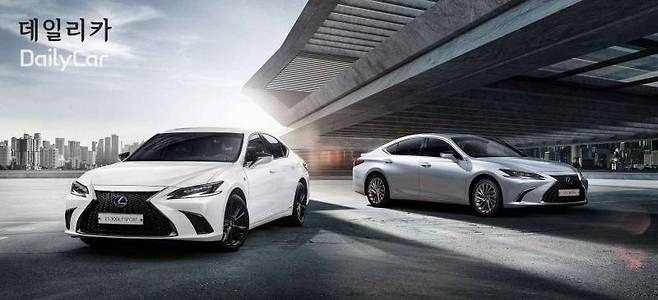 7.5 세대 (New ES 300h, New ES 300h F SPORT)