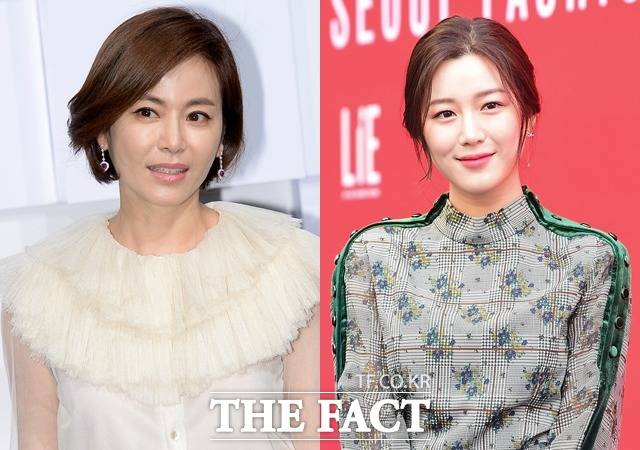 이다인은 견미리(왼쪽)의 딸이자 이유비의 동생이다. 이다인의 새 아버지는 주가 조작으로 부당 이득을 챙긴 혐의를 받았다. 이에 팬들은 이승기의 '바른 청년' 이미지에 타격을 입힐 수 있다고 걱정했다. /더팩트 DB