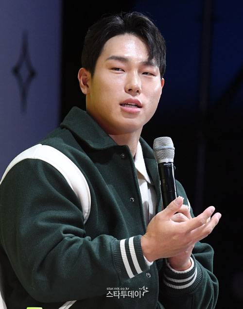 윤성빈이 15일 MBN Y 포럼에 청년 멘토로 참석했다. 유용석 기자