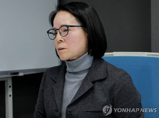 연합뉴스와 인터뷰 중인 전순옥 [촬영 정한솔]