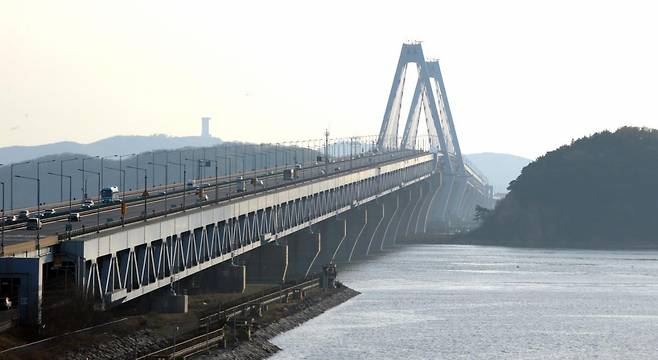 인천국제공항고속도로 영종대교