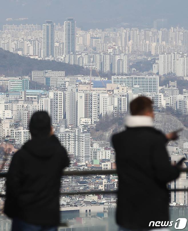 규제완화에 금리동결까지…’수억대 등락’ 주택시장 어디로?