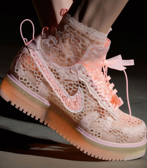 AI가 디자인한 신발 [사진출처 =인스타그램 계정 @ai_clothingdaily]