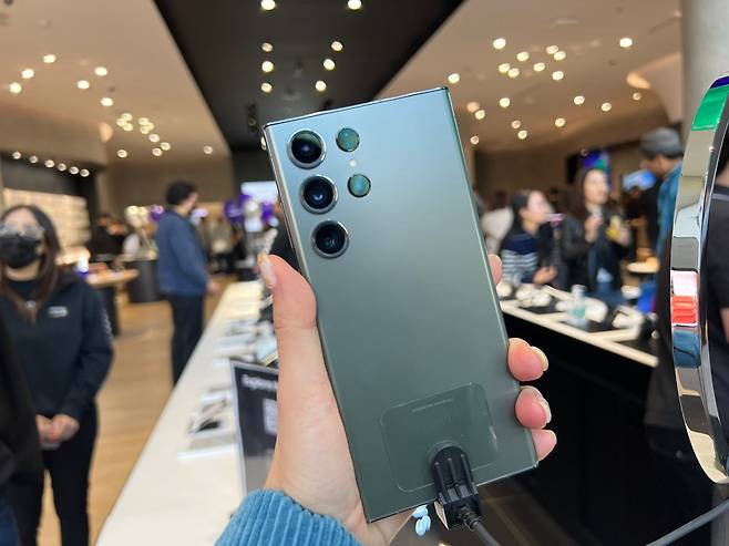 삼성 갤럭시S23.