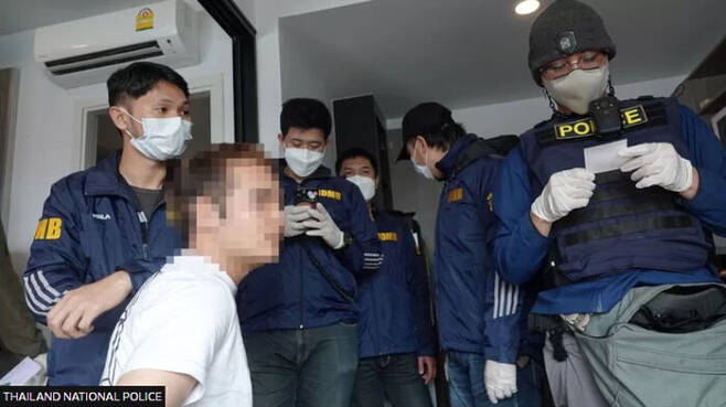 '한국식 성형' 태국 마약왕 체포 순간. (사진=태국 방콕 경찰 제공)