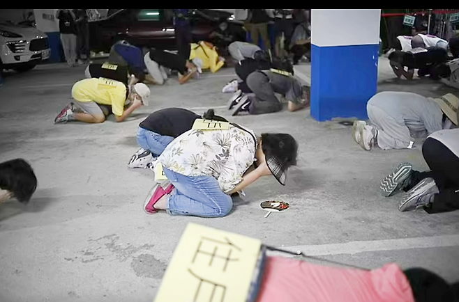 대만 타이베이와 일부 도시에서는 시민들이 참여하는 민간 방공훈련이 진행됐다. 이번 훈련은 대만에 대한 중국의 침공을 대비해 이뤄졌다. 2022. 07. 25  AFP 연합뉴스