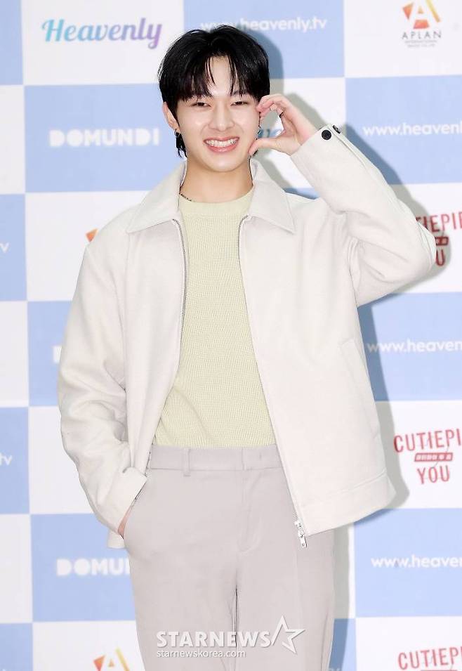 태국 가수 누뉴 차와린이 2일 오전 서울 강남구 논현동 삼익악기빌딩에서 진행된 BL 콘텐츠 전문 플랫폼 헤븐리(heavenly)와 태국 레이블 도문디 기자간담회에 참석해 포즈를 취하고 있다. 2023.03.02 /사진=김창현 기자 chmt@