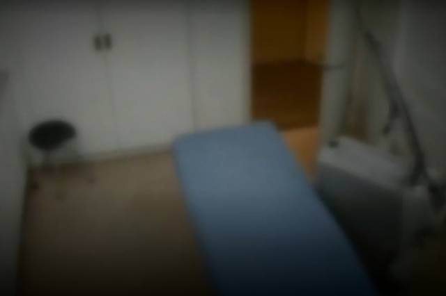 불법 음란 사이트를 중심으로 유포되고 있는 성형외과 진료실 내부 영상의 한 장면. JTBC 보도 화면 캡처
