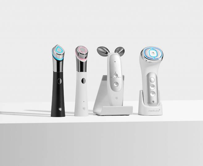 메디큐브 에이지알 4종 /사진=에이피알