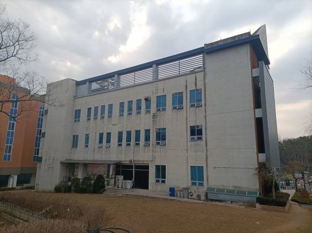 서울 강동구 강일동에 위치한 하나님의교회다. 이 건물은 사OOO교회에서 멀지 않다. 국민일보 DB