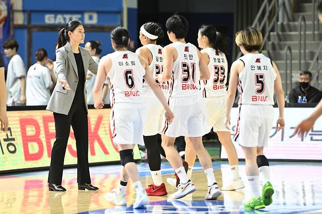 박정은 BNK 감독 [WKBL 제공. 재판매 및 DB금지]