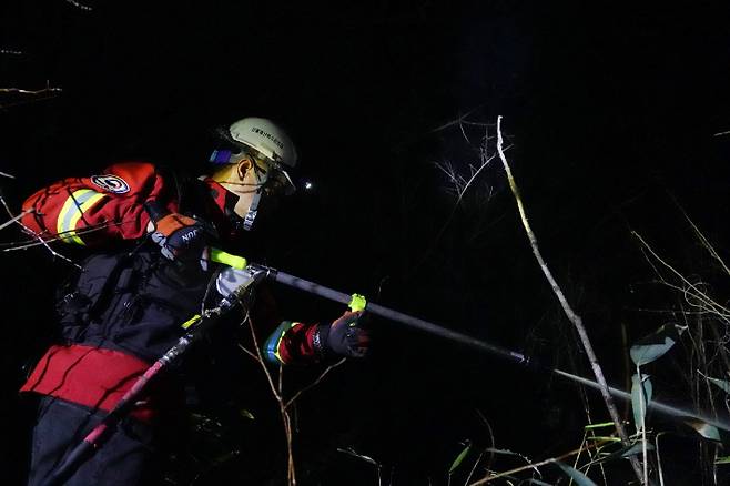 산불 진화대원. 산림청 제공
