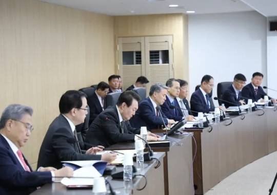 On March 13, the Democratic People’s Republic of Korea (DPRK) announced that it fired two strategic cruise missiles in the early hours of March 12. The Korean Central News Agency reported, “The DPRK 8.24 Yongung (August 24 Hero) submarine that took part in the drill fired two strategic cruise missiles from Kyongpho Bay in the East Sea.” Korean Central News Agency