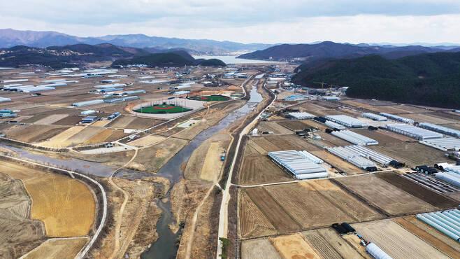 지난 15일 대규모 시스템 반도체 국가산업단지로 지정된 경기도 용인시 처인구 남사읍 일대 모습. <사진제공=연합뉴스>