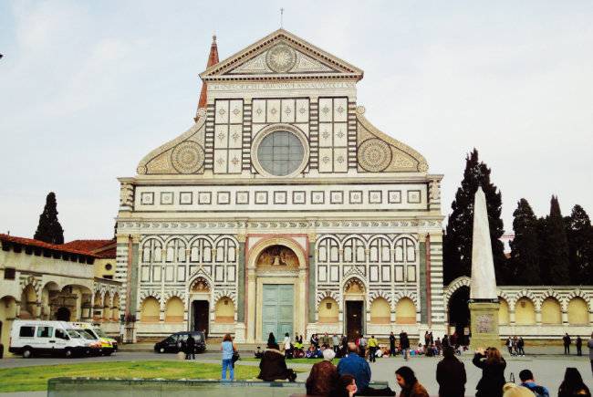 우아한 곡선이 돋보이는 르네상스 양식의 산타 마리아 노벨라 성당. [재이 제공]
