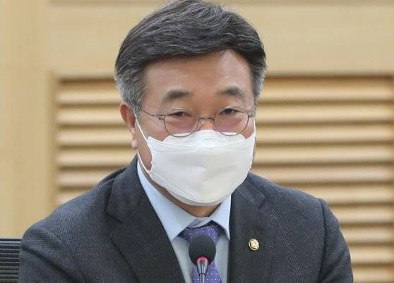 윤호중 더불어민주당 의원. 뉴스1