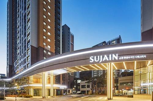 사진 설명. 순천 한양수자인 디에스티지 주출 입구