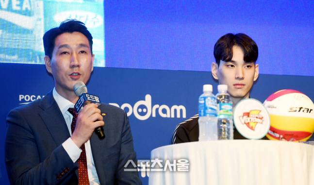 한국전력 권영민 감독이 20일 서울 상암 누리꿈스퀘어에서 열린 2022~2023 V-리그 포스트시즌 미디어데이에서 출사표를 밝히고 있다.  2023. 3. 20.최승섭기자 thunder@sportsseoul.com