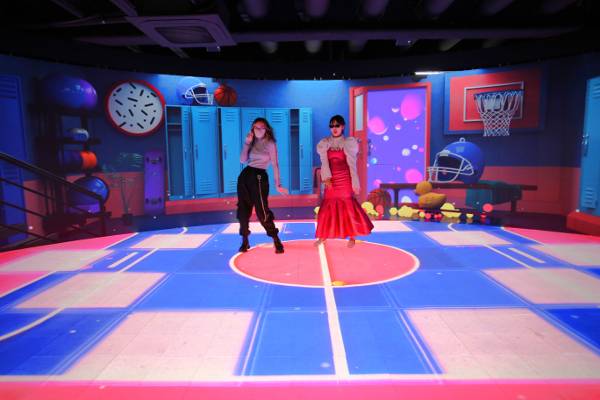 빈티지 오디오 시스템을 갖춘 카메라타. 한국관광공사 제공