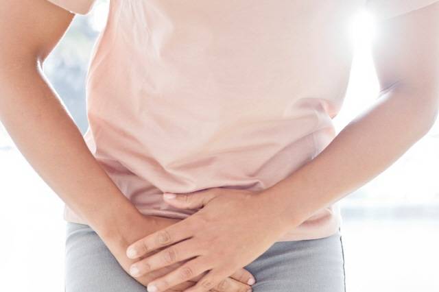 냉에서 악취가 나고 외음부가 붓고, 붉게 변한다면 질편모충증 질염의 신호다./사진=클립아트코리아