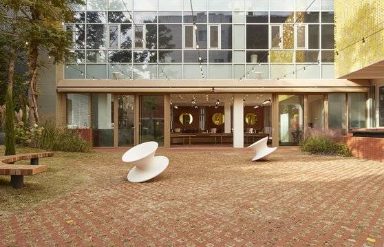 야외정원에서 바라본 브런치 카페. 사진 오뚜기