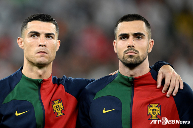 2022 카타르 월드컵 당시 포르투갈 대표팀에서 활약한 크리스티아누 호날두(왼쪽)와 디오고 코스타. /사진=AFPBBNews=뉴스1
