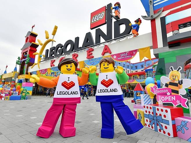 춘천 레고랜드가 동절기 휴장을 끝내고 24일 재개장했다. [자료=레고랜드]
