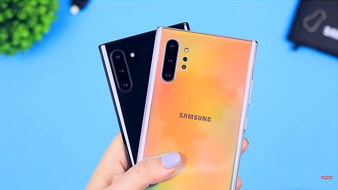 삼성전자가 2019년 출시한 ‘갤럭시 노트10 플러스’. [유튜브 ‘Hayls World’ 캡처]