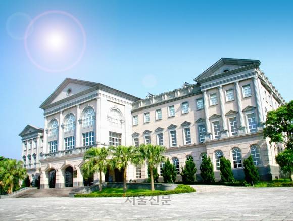 대만 이란현에 있는 카발란 위스키 양조장 전경.