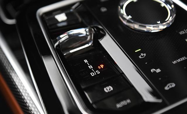 BMW 740i sDrive M 스포츠 패키지 이그제큐티브 패키지