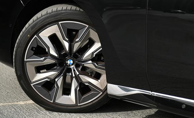 BMW 740i sDrive M 스포츠 패키지 이그제큐티브 패키지