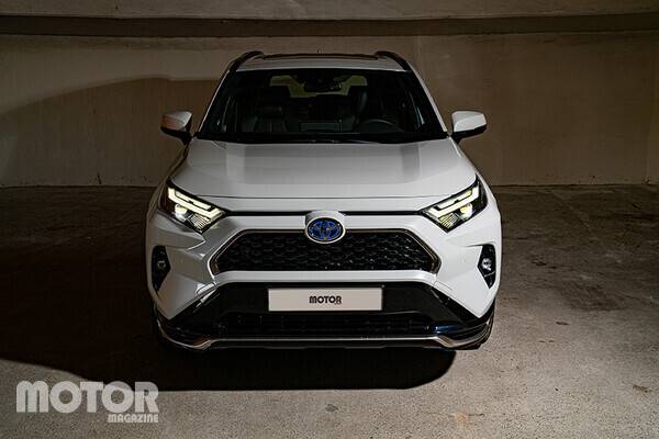 토요타 라브4 PHEV