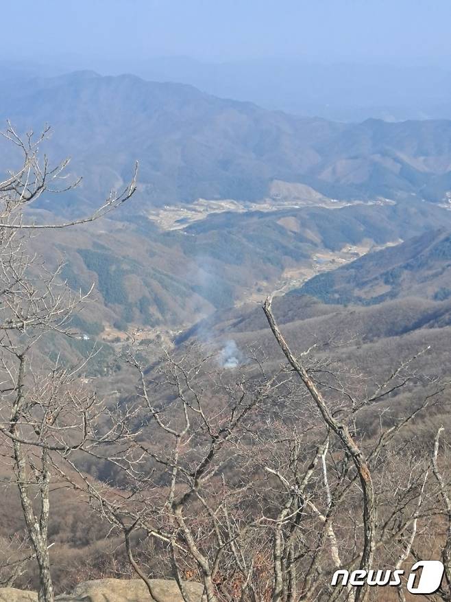 강원 홍천 두촌면 천현리 산불 현장.(강원도산불방지대책본부