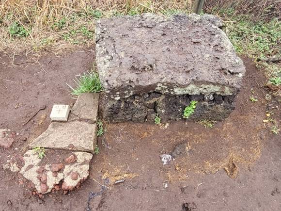 다랑쉬오름 정상에서 만난 망곡의 자리.