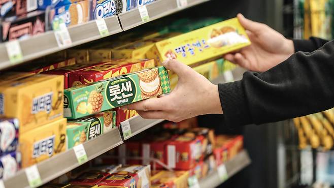 롯데웰푸드는 지난해 롯데푸드를 합병하면서 매출액 3조원대 기업으로 우뚝 섰다.[사진=뉴시스]