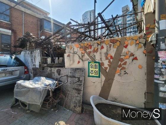 지난 3월27일 찾은 동대문구 청량6구역 일대. 대낮임에도 을씨년스럽다. /사진=신유진 기자