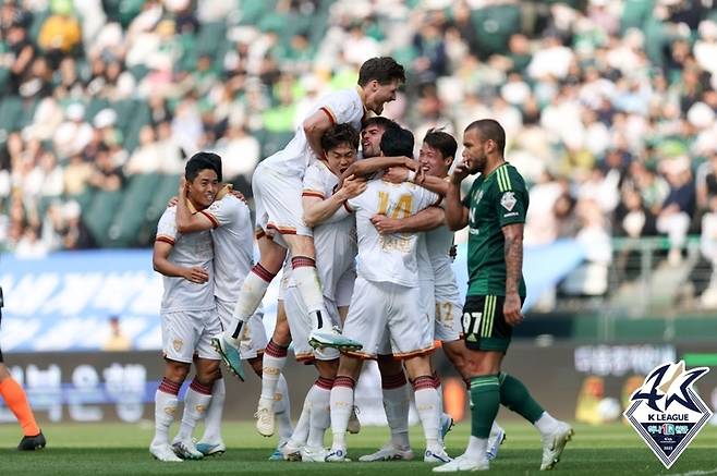 [서울=뉴시스]프로축구 포항. 2023.04.03. (사진=한국프로축구연맹 제공)  *재판매 및 DB 금지