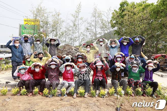 4일 보성군이 우리동네 우리가 가꾸는 2023보성600사업을 시작했다.(보성군 제공)2023.4.4/