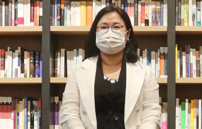 ‘조국 흑서’ 공동저자로 이름을 알린 권경애 변호사.[사진 제공 = 연합뉴스]