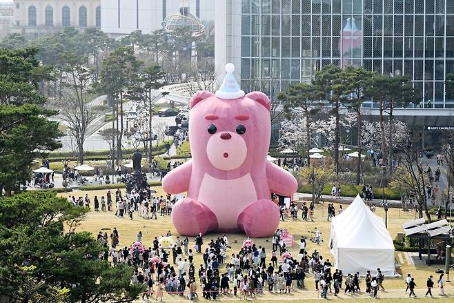 ‘어메이징 벨리곰 해피 B-DAY’ 공공 전시 (사진=롯데물산) *재판매 및 DB 금지