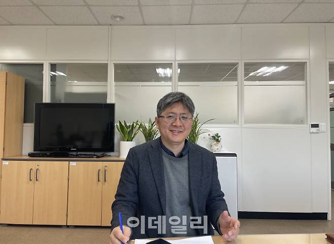 김승희 환경부 자원순환국장이 최근 정부세종청사에서 이데일리와 인터뷰를 하고 사진촬영을 하고있다.